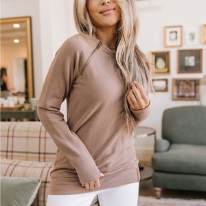 Ampersand Sidezip pullover NWOT